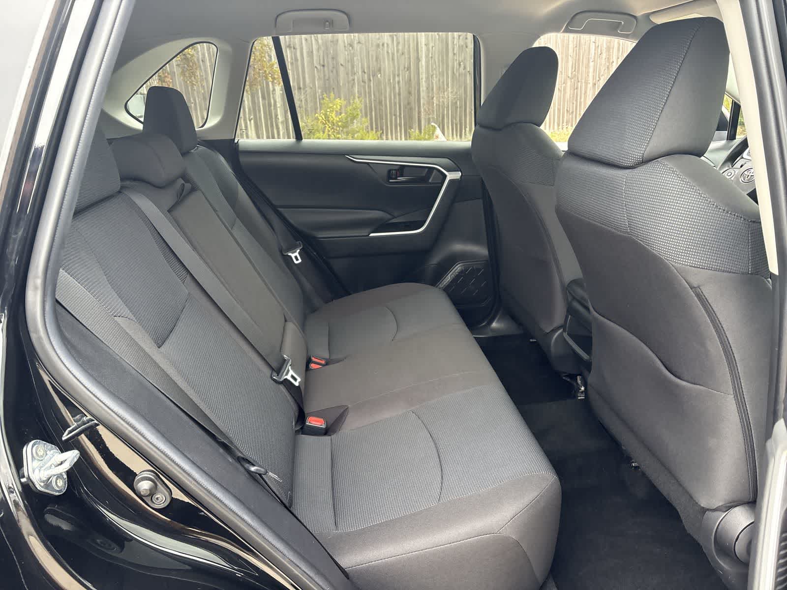 Thumbnail: 2021 Toyota RAV4 - 12