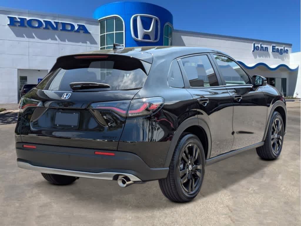 2026 Honda HR-V Sport photo 2