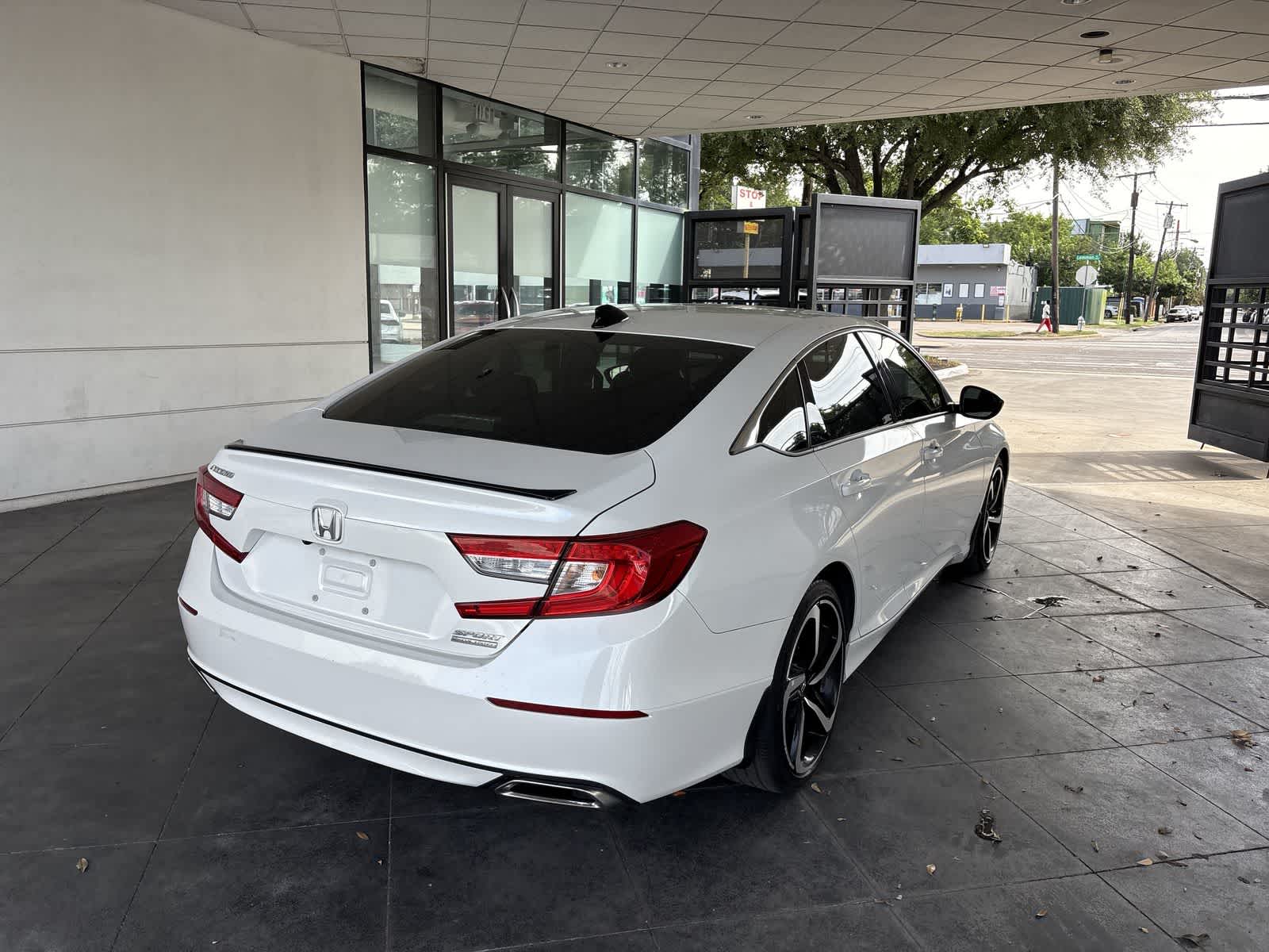 Thumbnail: 2022 Honda Accord - 25