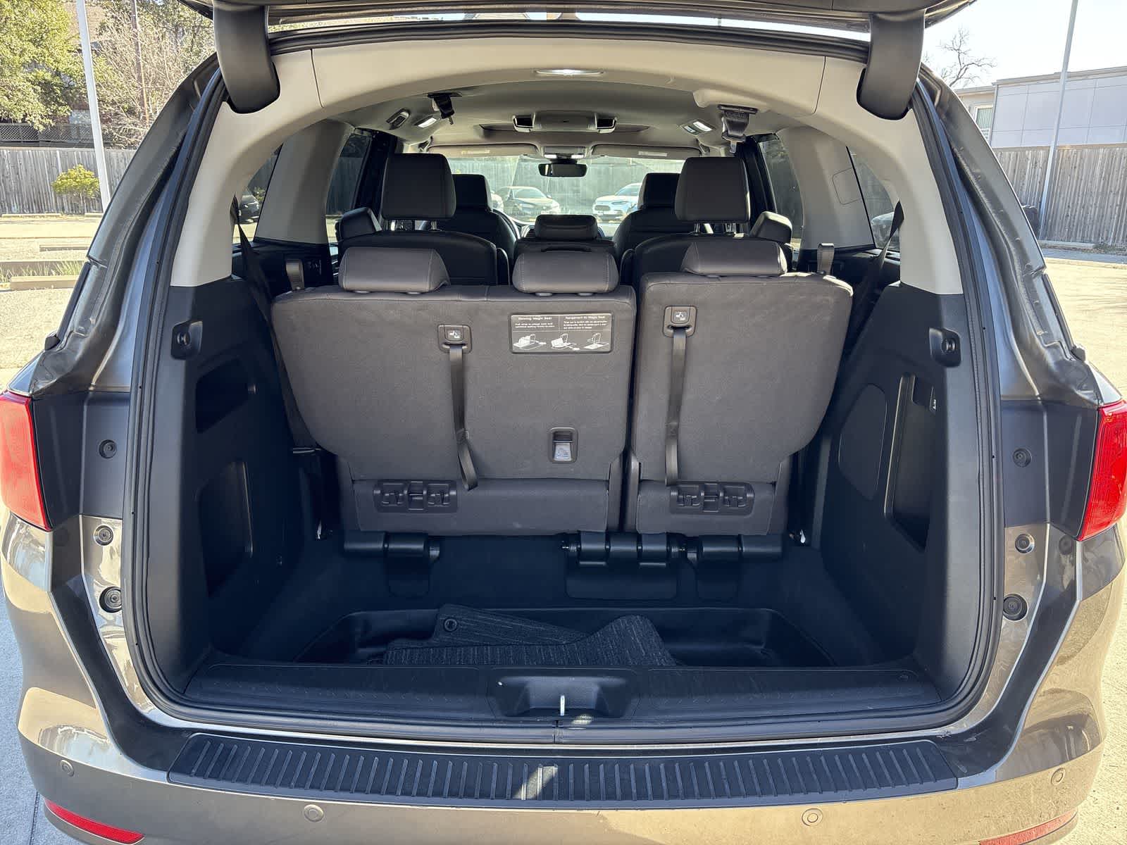 Thumbnail: 2023 Honda Odyssey - 18