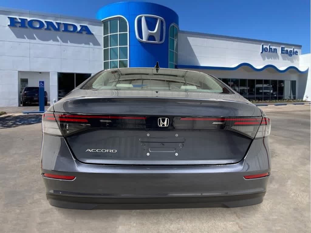 2025 Honda Accord SE photo 4