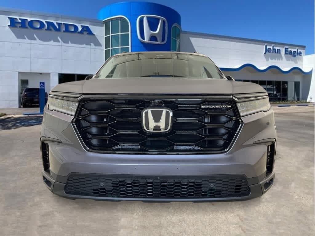2025 Honda Pilot Black Edition 10