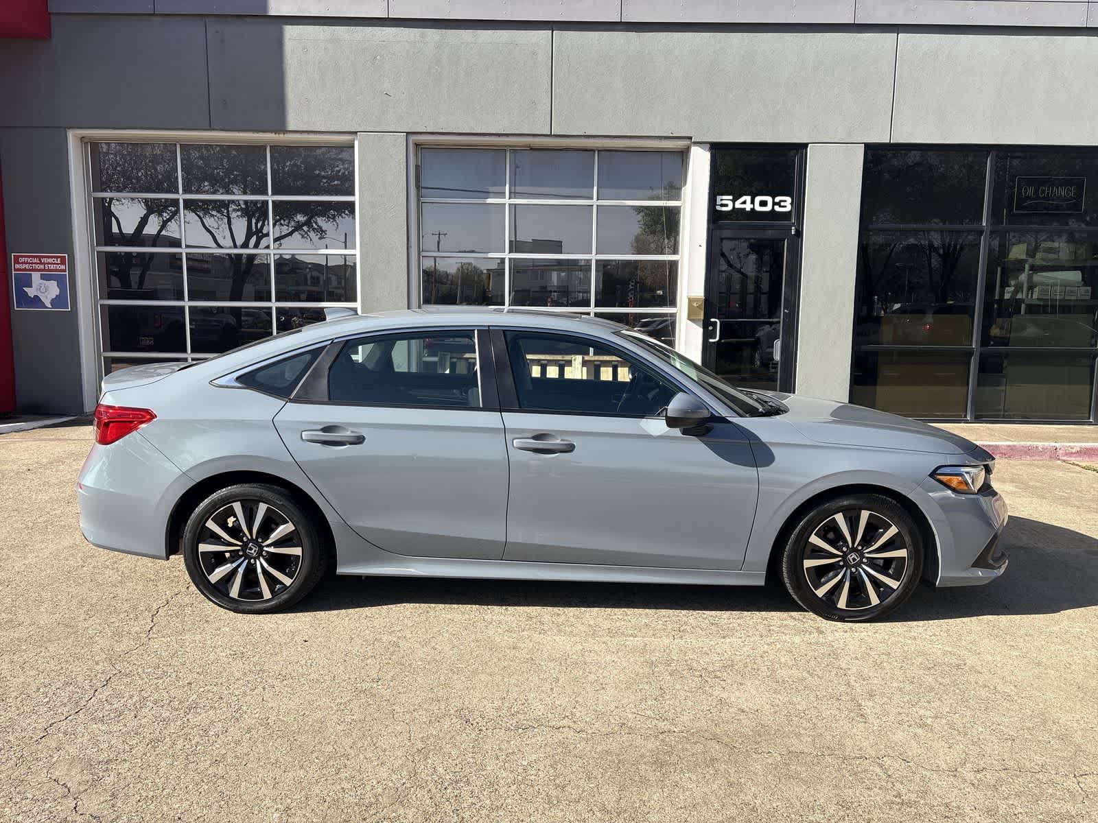 Thumbnail: 2023 Honda Civic - 15