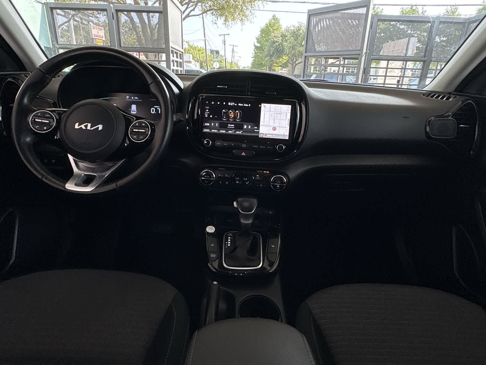 Thumbnail: 2023 Kia Soul - 9