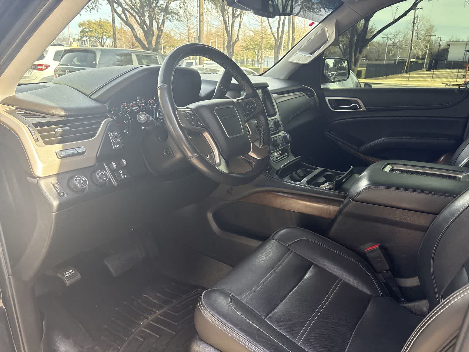 Thumbnail: 2019 GMC Yukon - 10