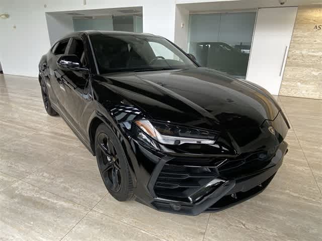 2020 Lamborghini Urus  15