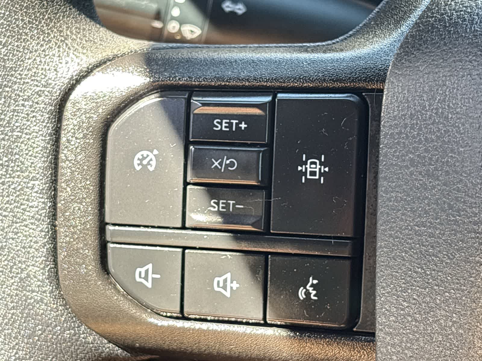 Thumbnail: 2023 Ford F-150 - 33