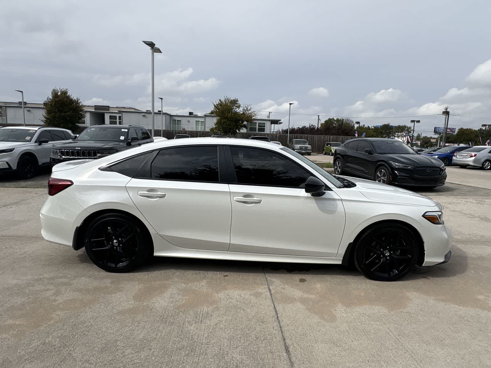 Thumbnail: 2025 Honda Civic - 24