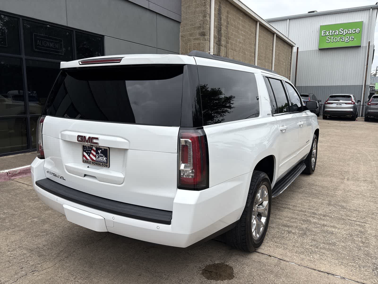 Thumbnail: 2018 GMC Yukon XL - 26