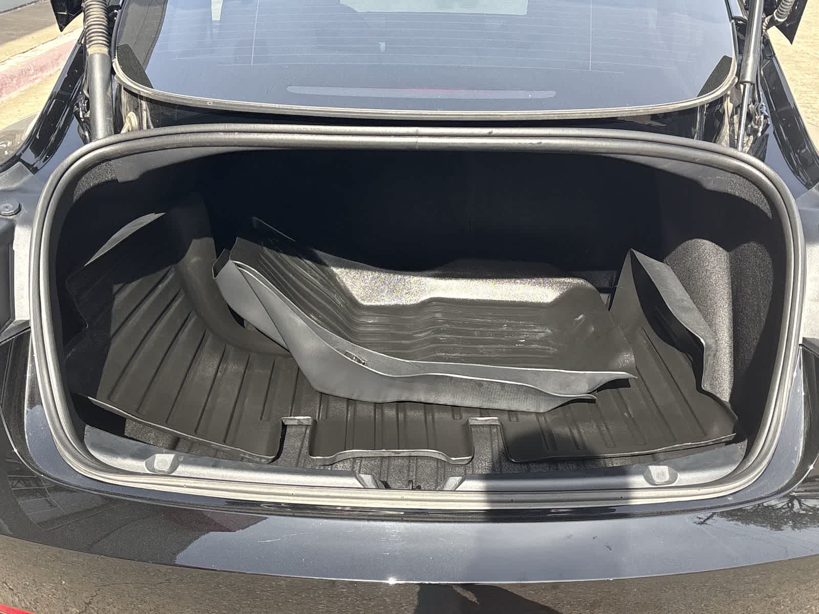 Thumbnail: 2023 Tesla Model 3 - 26