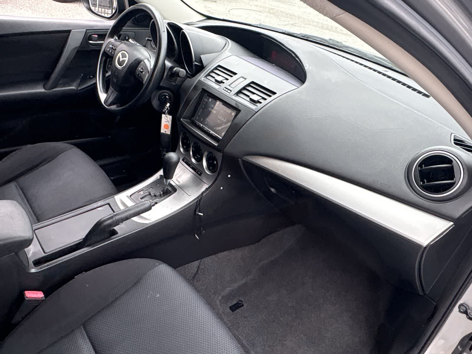 Thumbnail: 2011 Mazda Mazda3 - 26