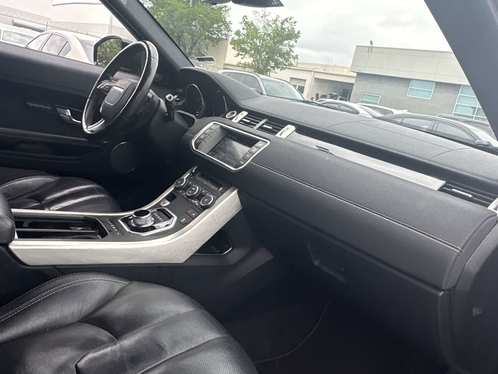 Thumbnail: 2014 Land Rover Range Rover Evoque - 17