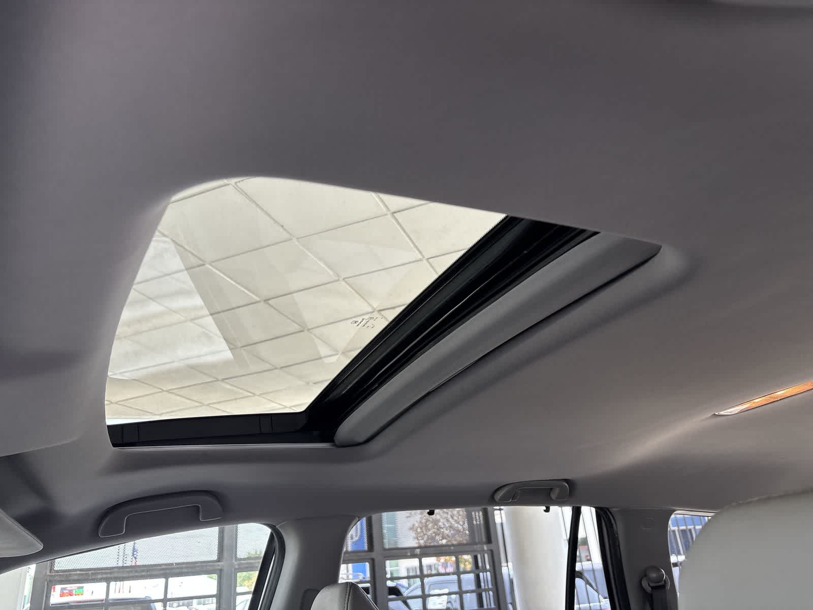 Thumbnail: 2019 Honda Pilot - 26