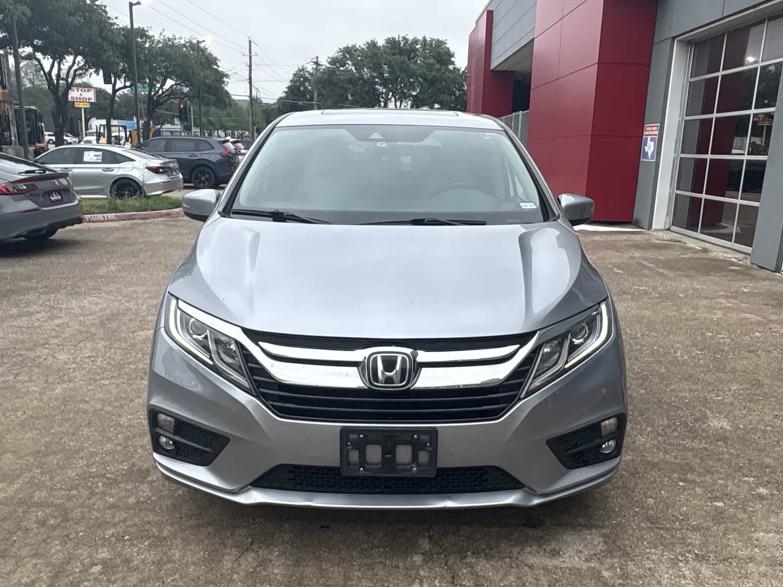 Thumbnail: 2019 Honda Odyssey - 8