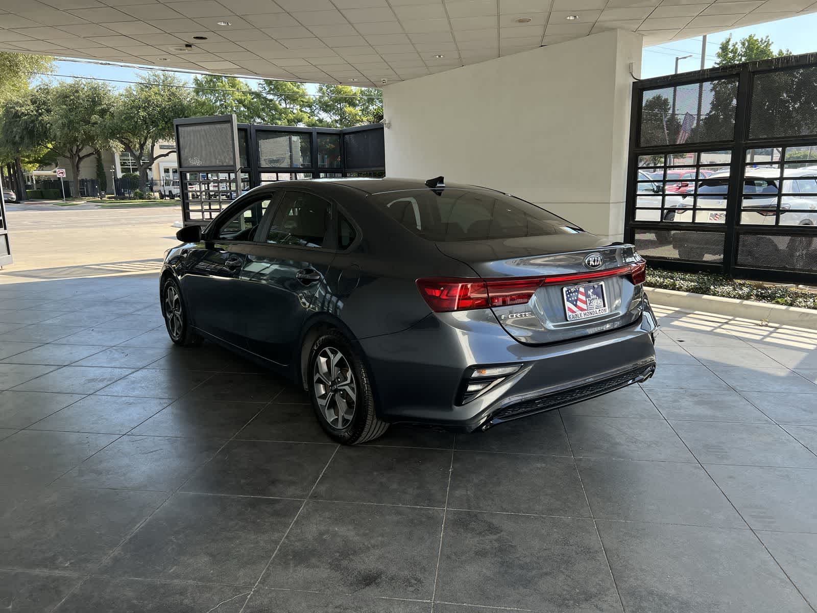 2019 Kia Forte LXS photo 3