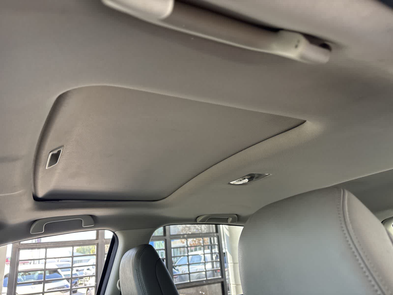 Thumbnail: 2012 Honda CR-V - 25