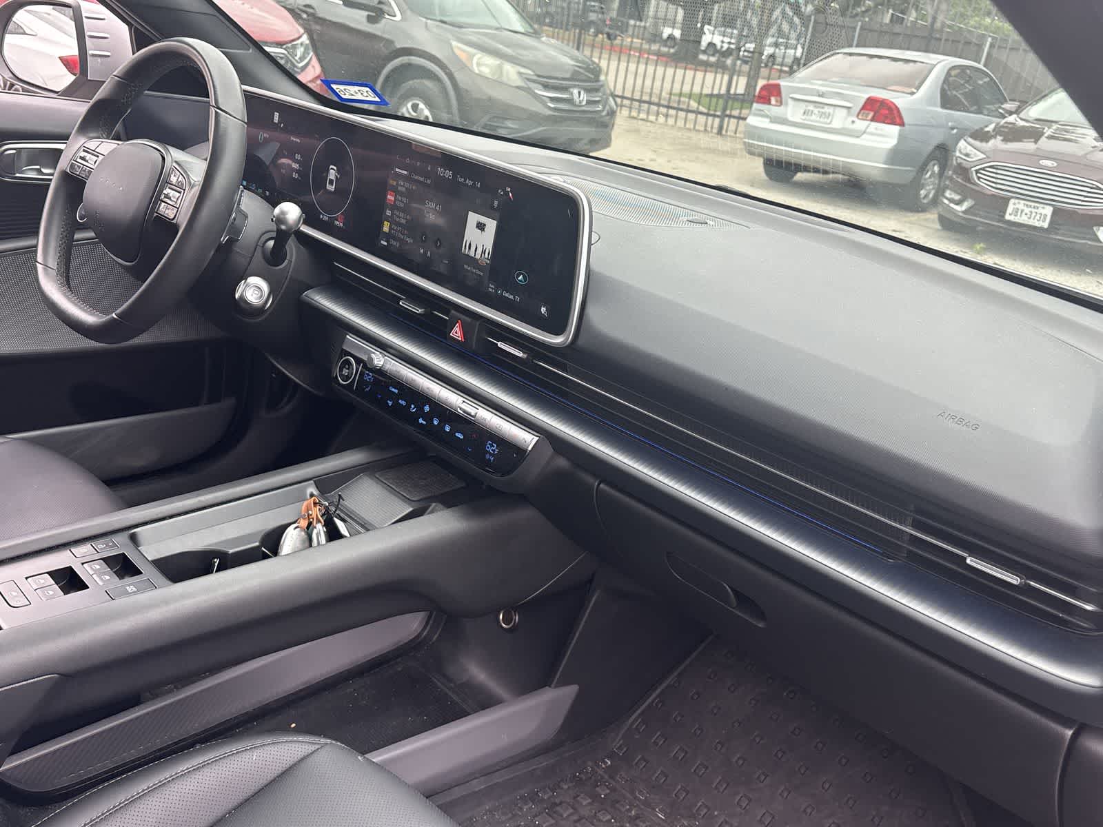 Thumbnail: 2023 Hyundai Ioniq 6 - 17