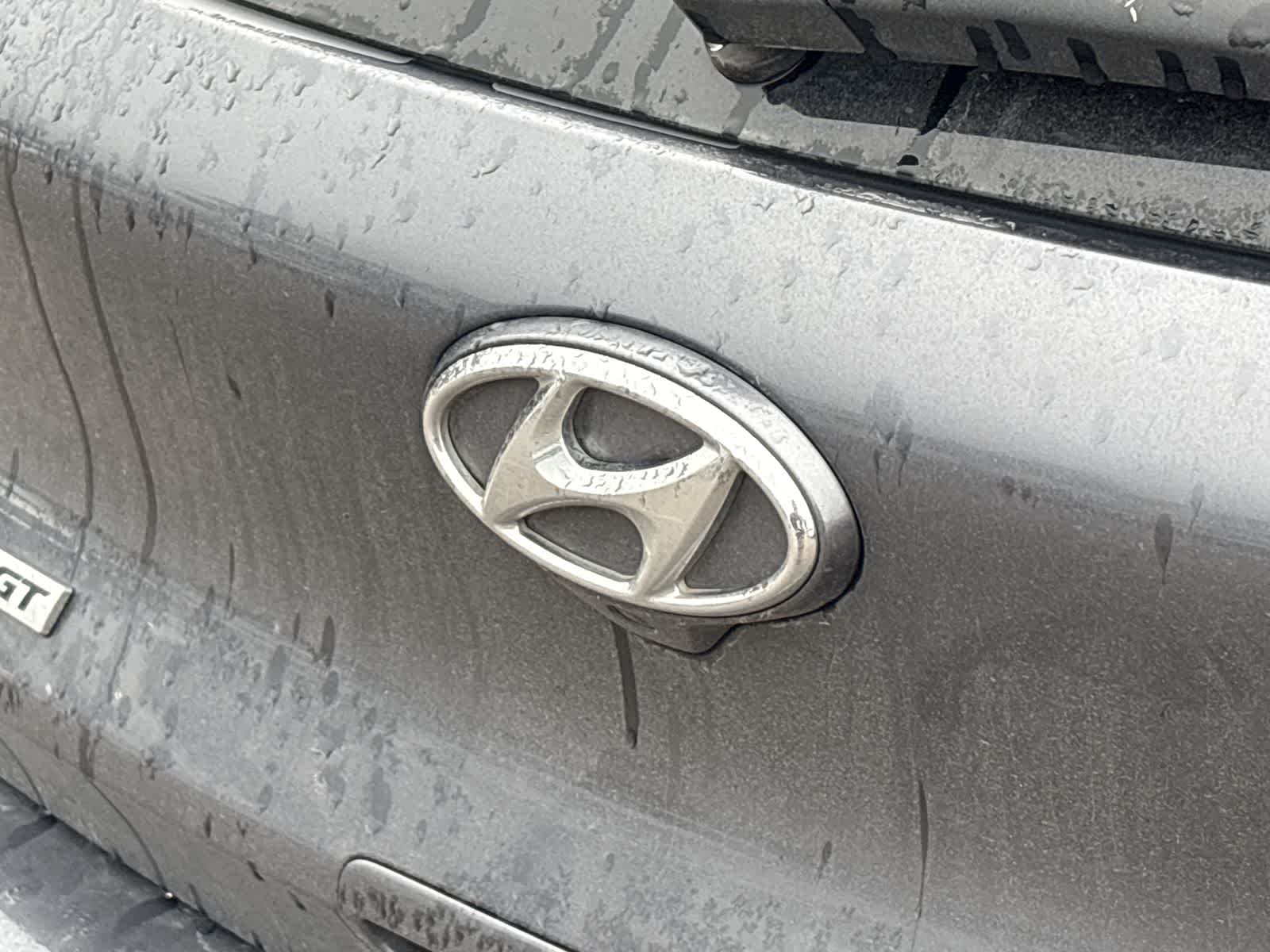 Thumbnail: 2019 Hyundai Elantra - 10