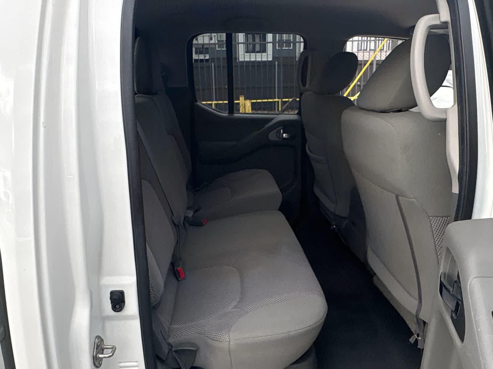 Thumbnail: 2020 Nissan Frontier - 16