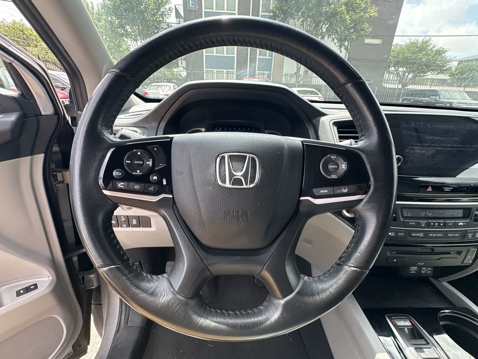 Thumbnail: 2020 Honda Pilot - 18