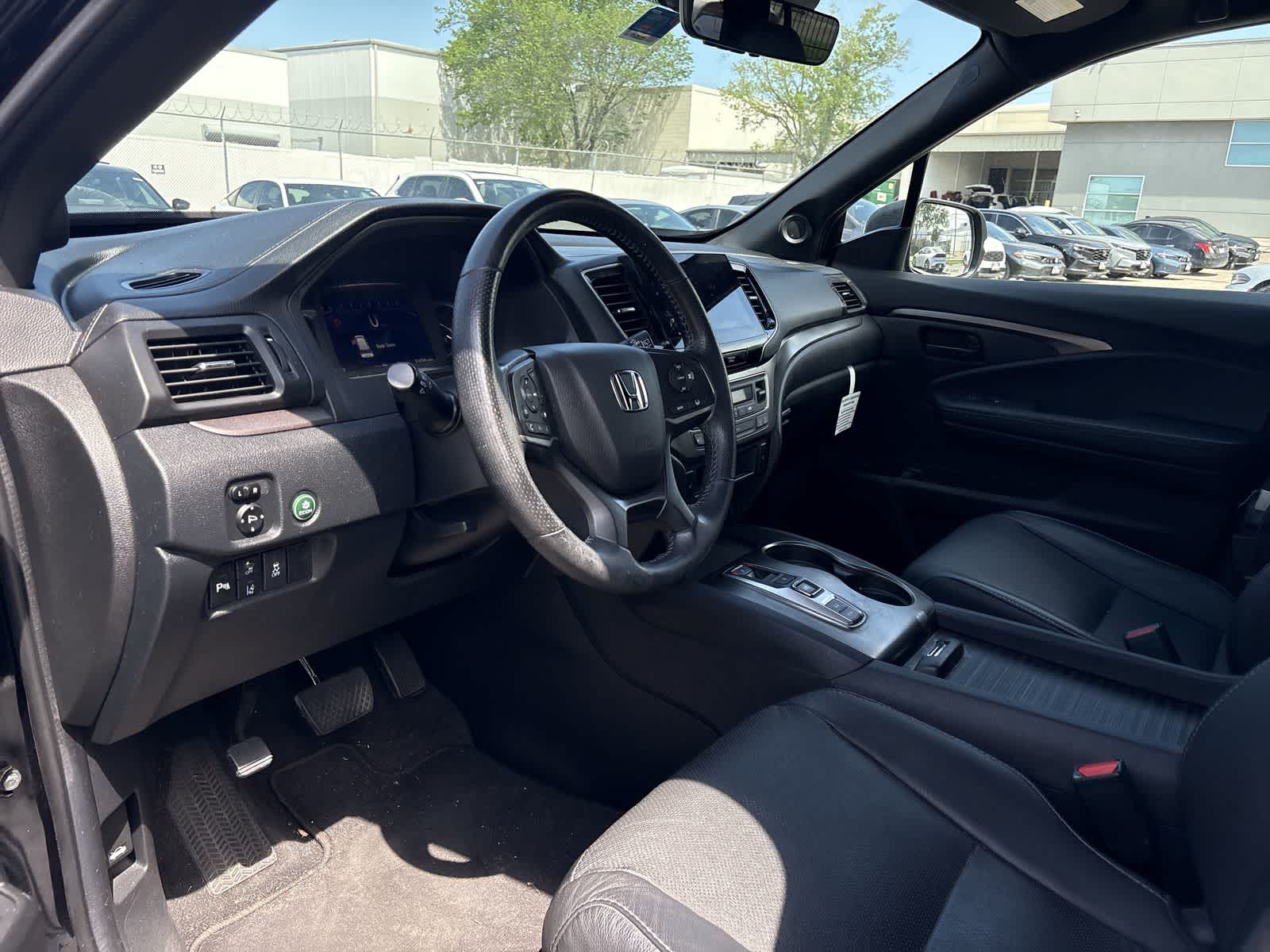 Thumbnail: 2023 Honda Passport - 2