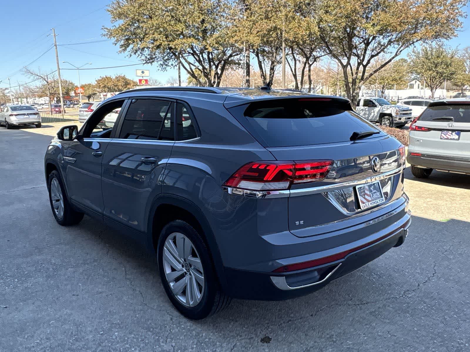 Thumbnail: 2022 Volkswagen Atlas - 12