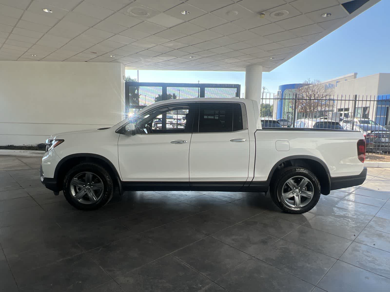2023 Honda Ridgeline RTL-E photo 3