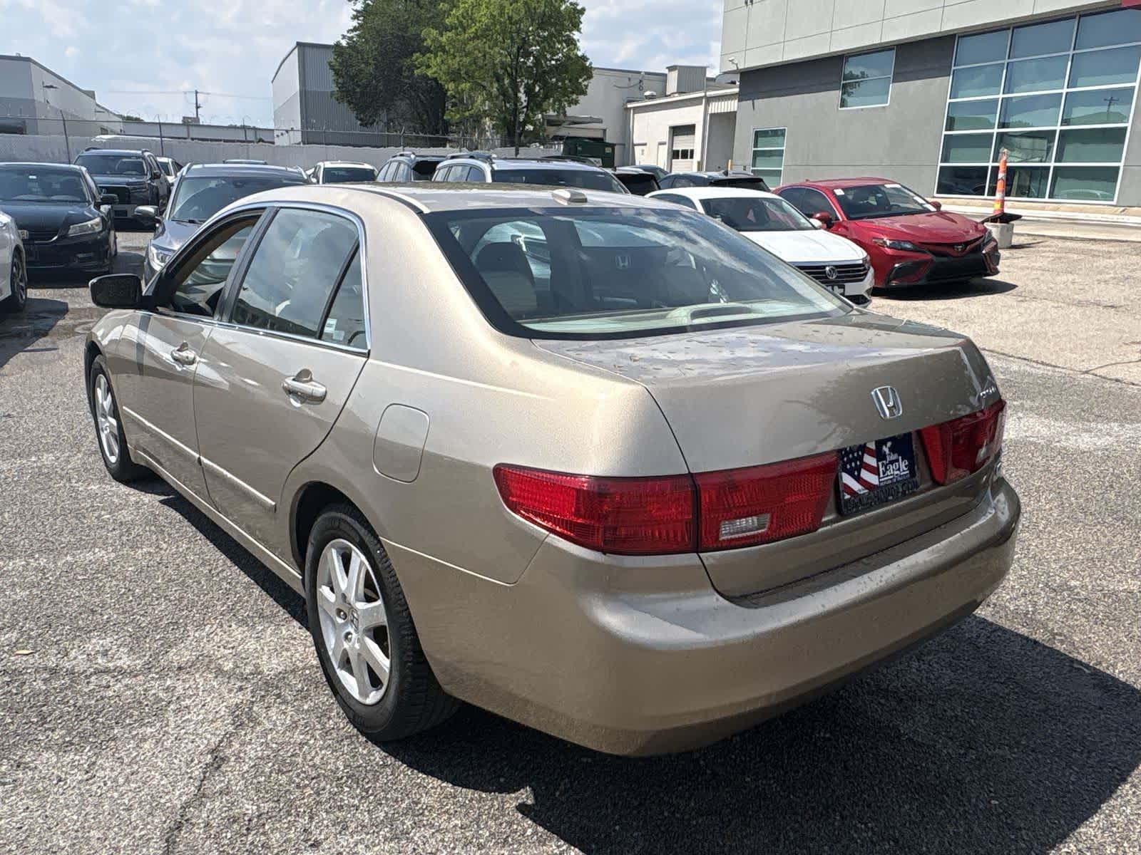 Thumbnail: 2005 Honda Accord - 4