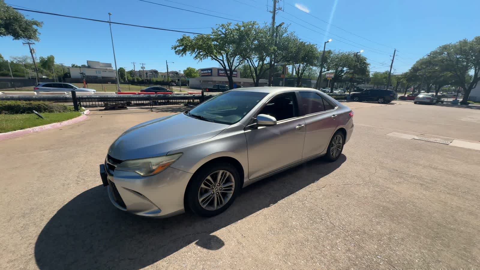 Thumbnail: 2015 Toyota Camry - 4