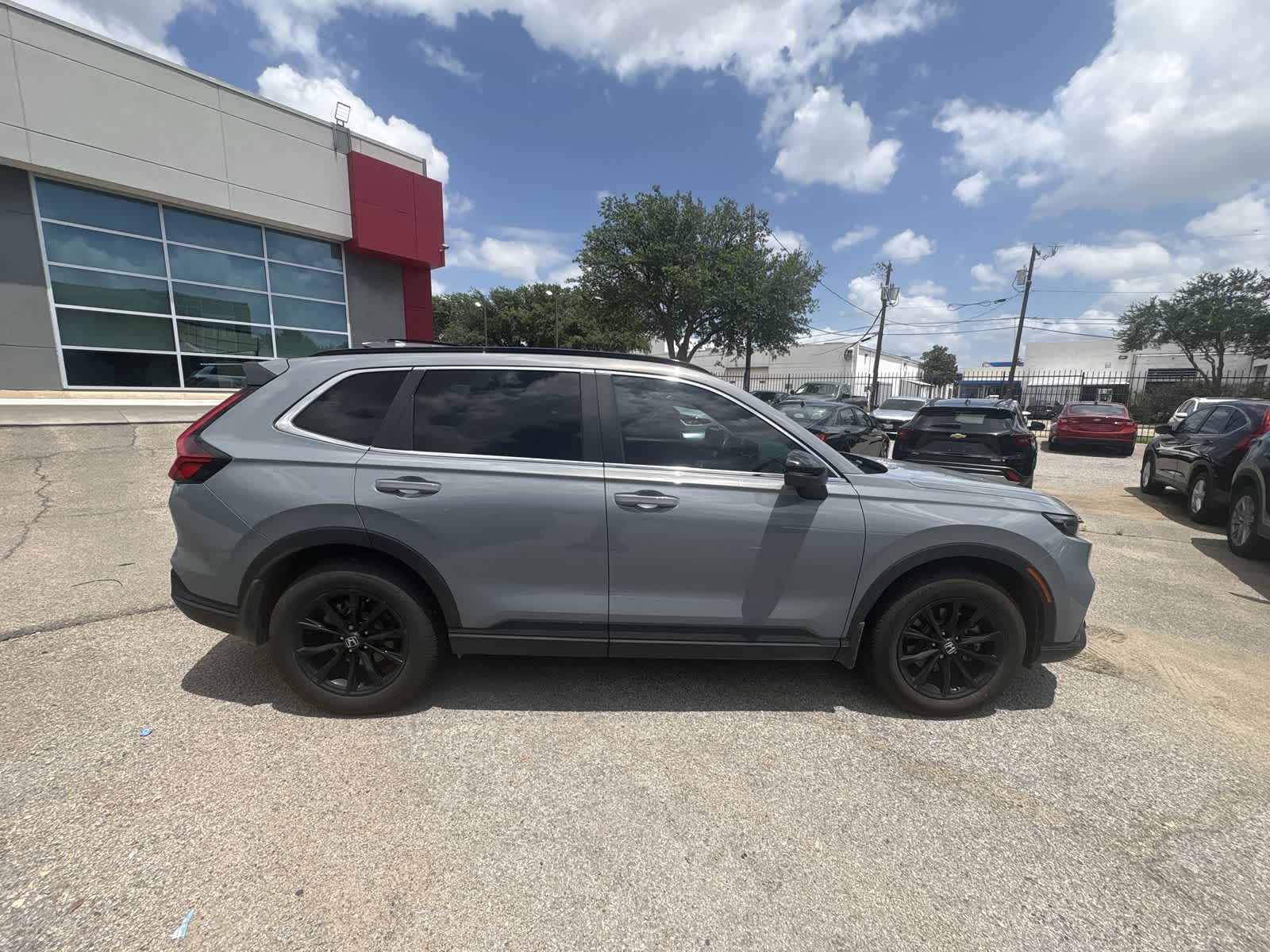 Thumbnail: 2023 Honda CR-V - 6