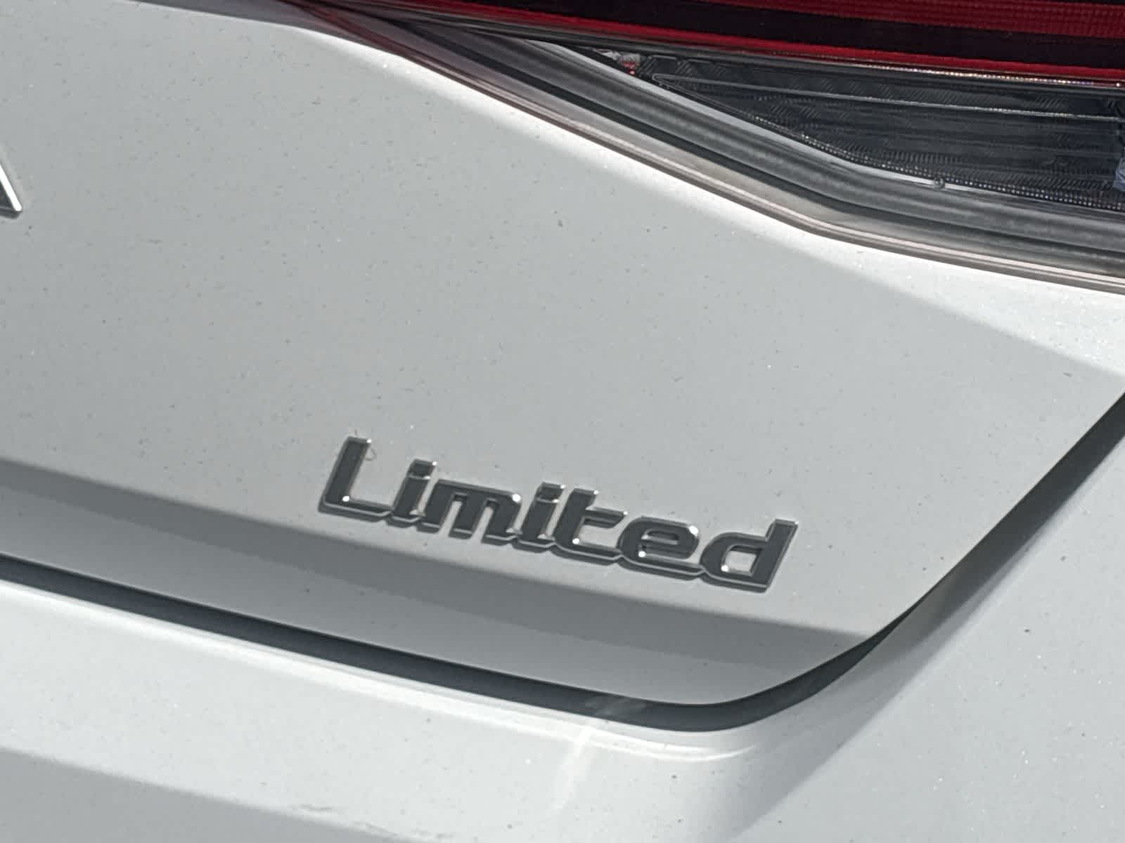 Thumbnail: 2025 Hyundai Elantra - 11