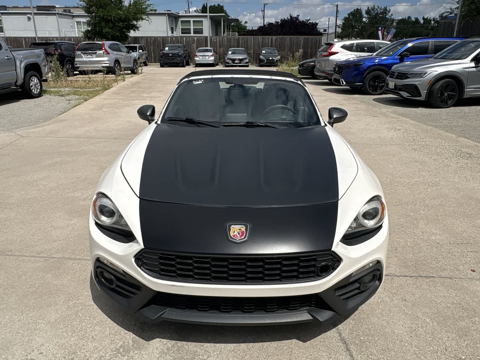 Thumbnail: 2019 Fiat 124 Spider - 8