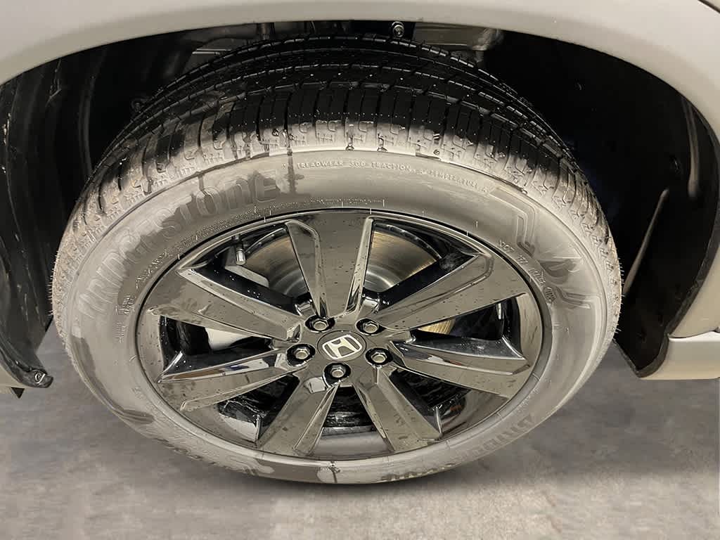 2025 Honda Pilot Black Edition 11