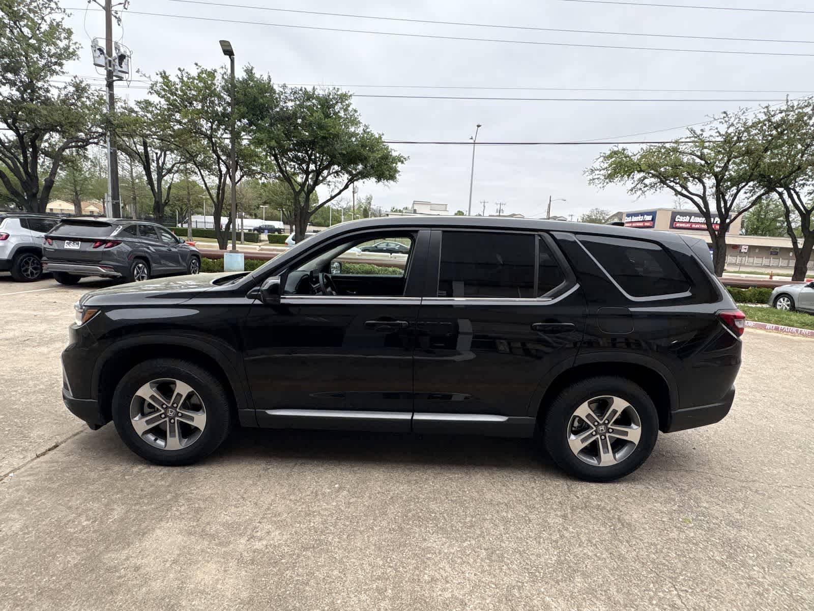 Thumbnail: 2025 Honda Pilot - 3