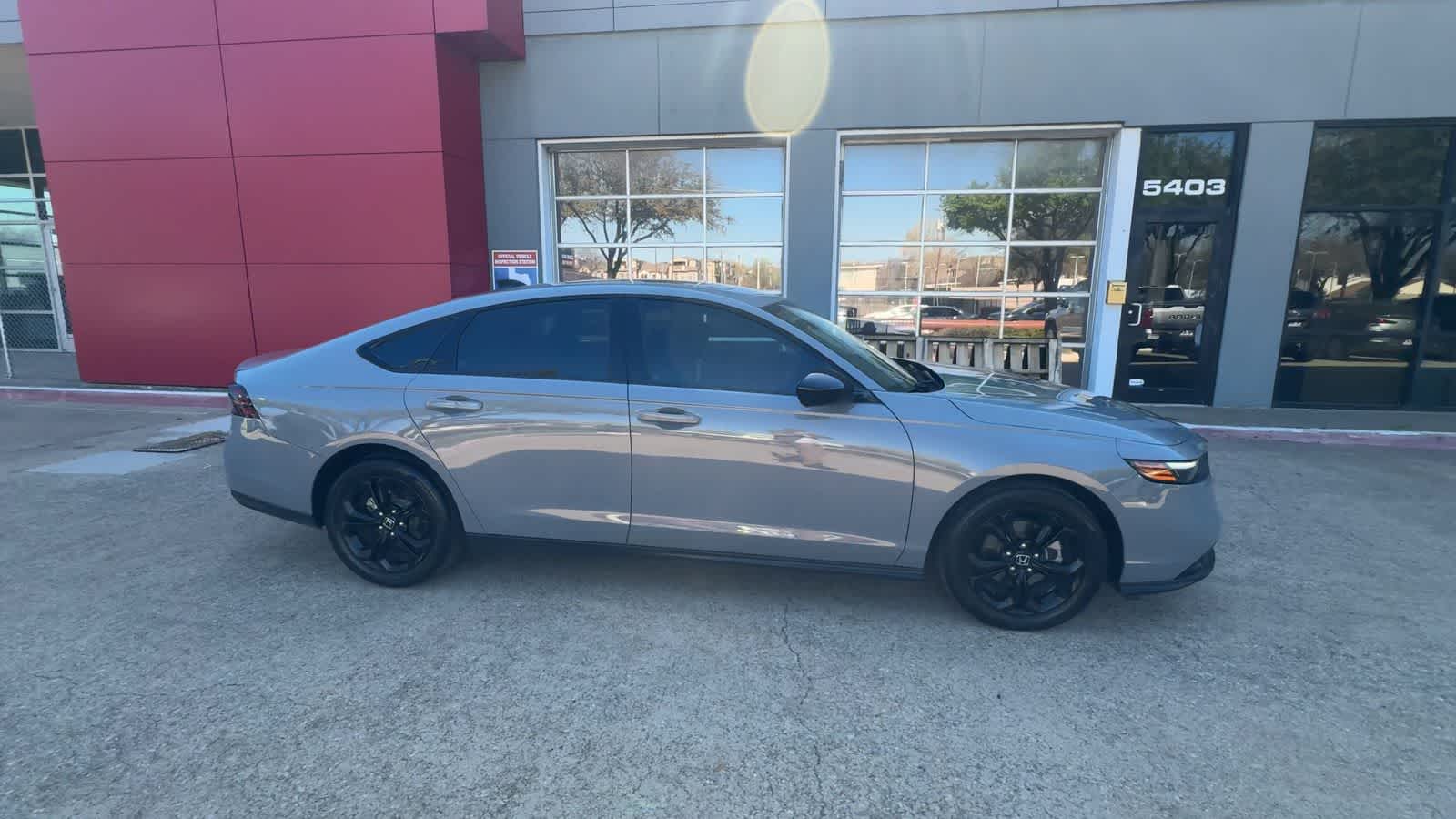 Thumbnail: 2025 Honda Accord - 9