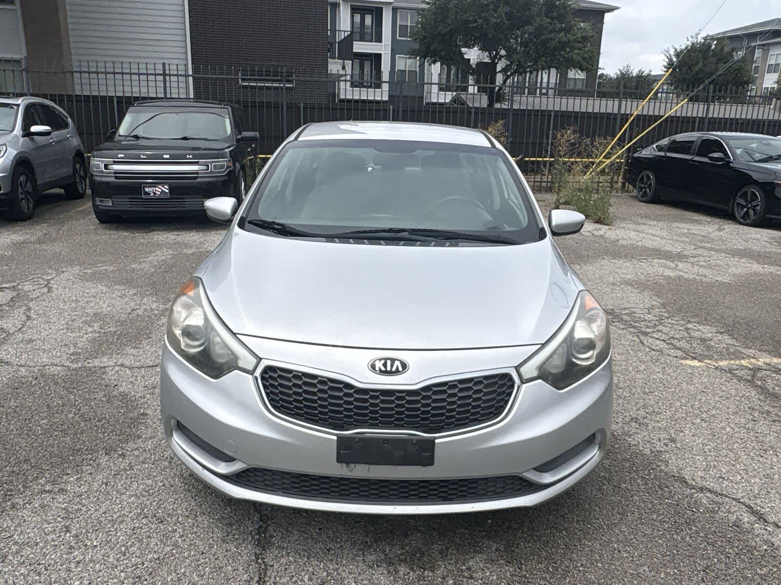 Thumbnail: 2016 Kia Forte - 7