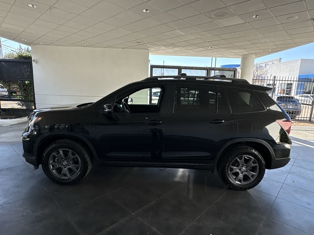 Used 2024 Honda Passport TrailSport SUV