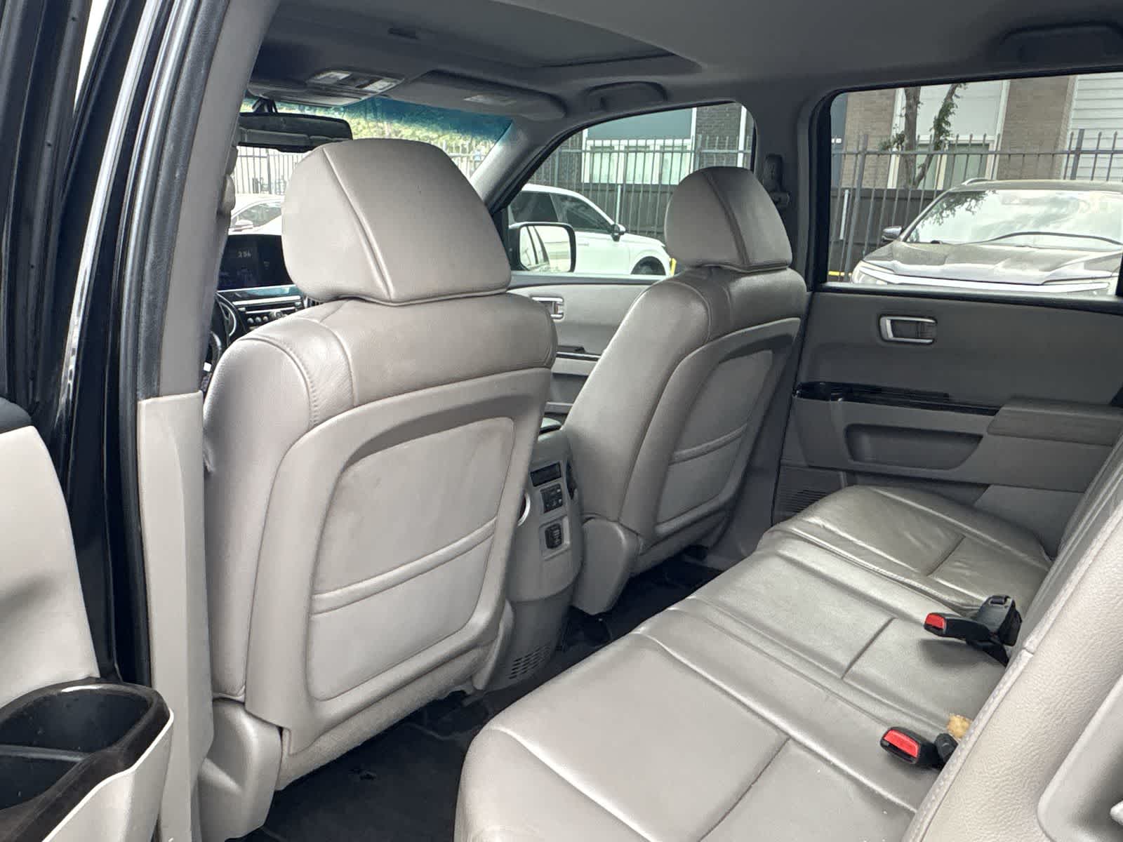 Thumbnail: 2013 Honda Pilot - 14