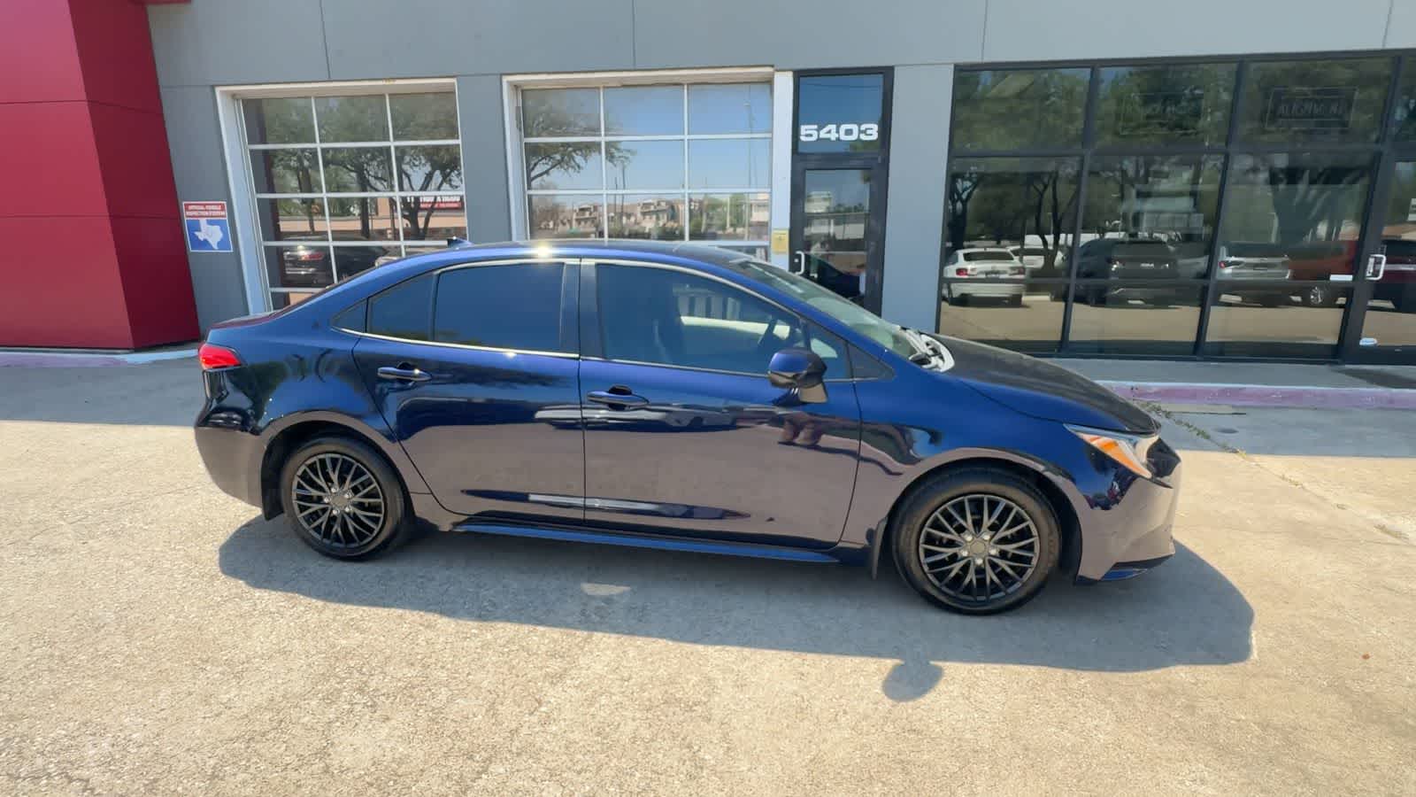 Thumbnail: 2025 Toyota Corolla - 9