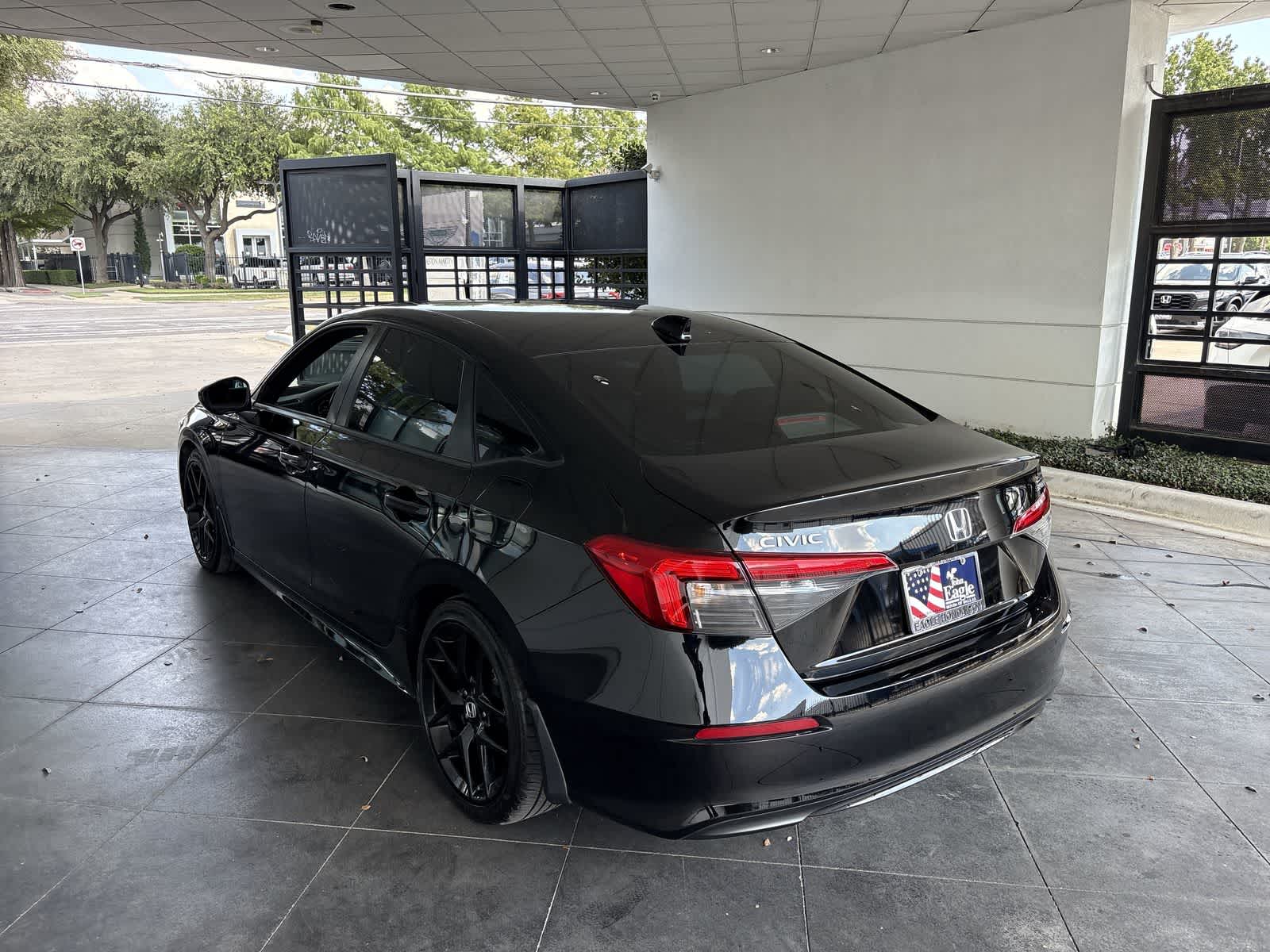 2022 Honda Civic Sport photo 3