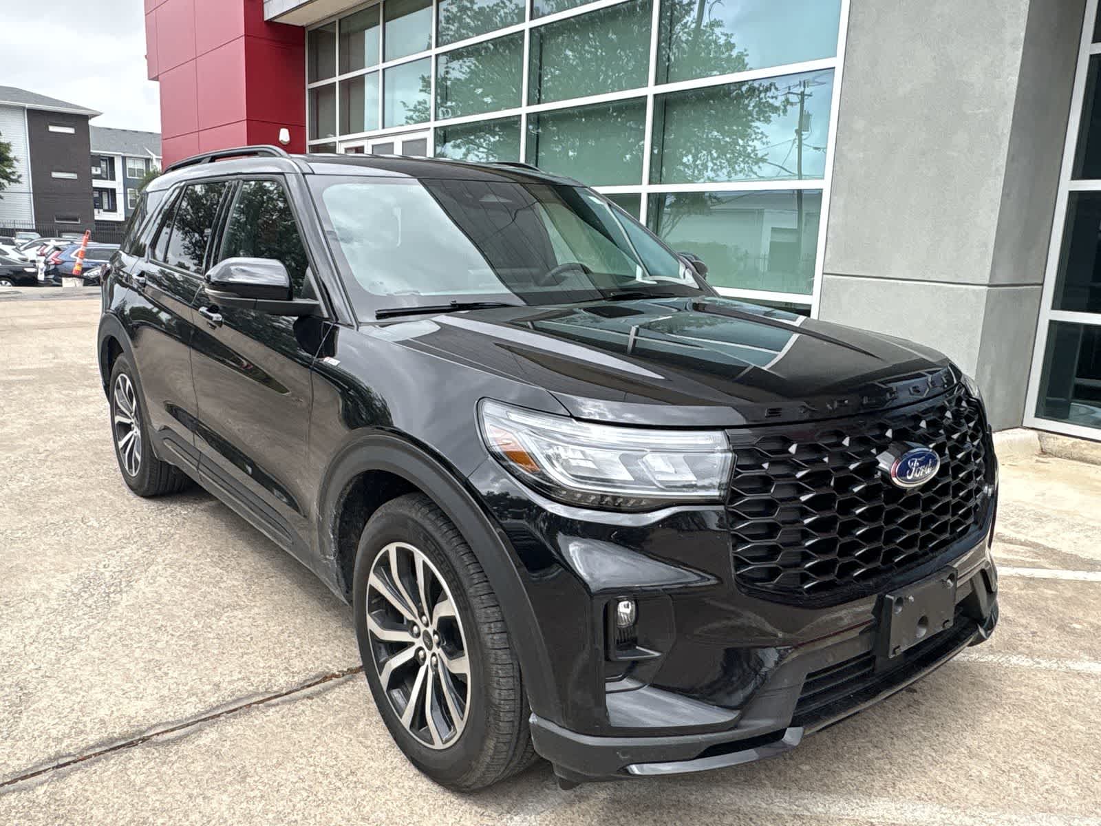 Thumbnail: 2025 Ford Explorer - 9