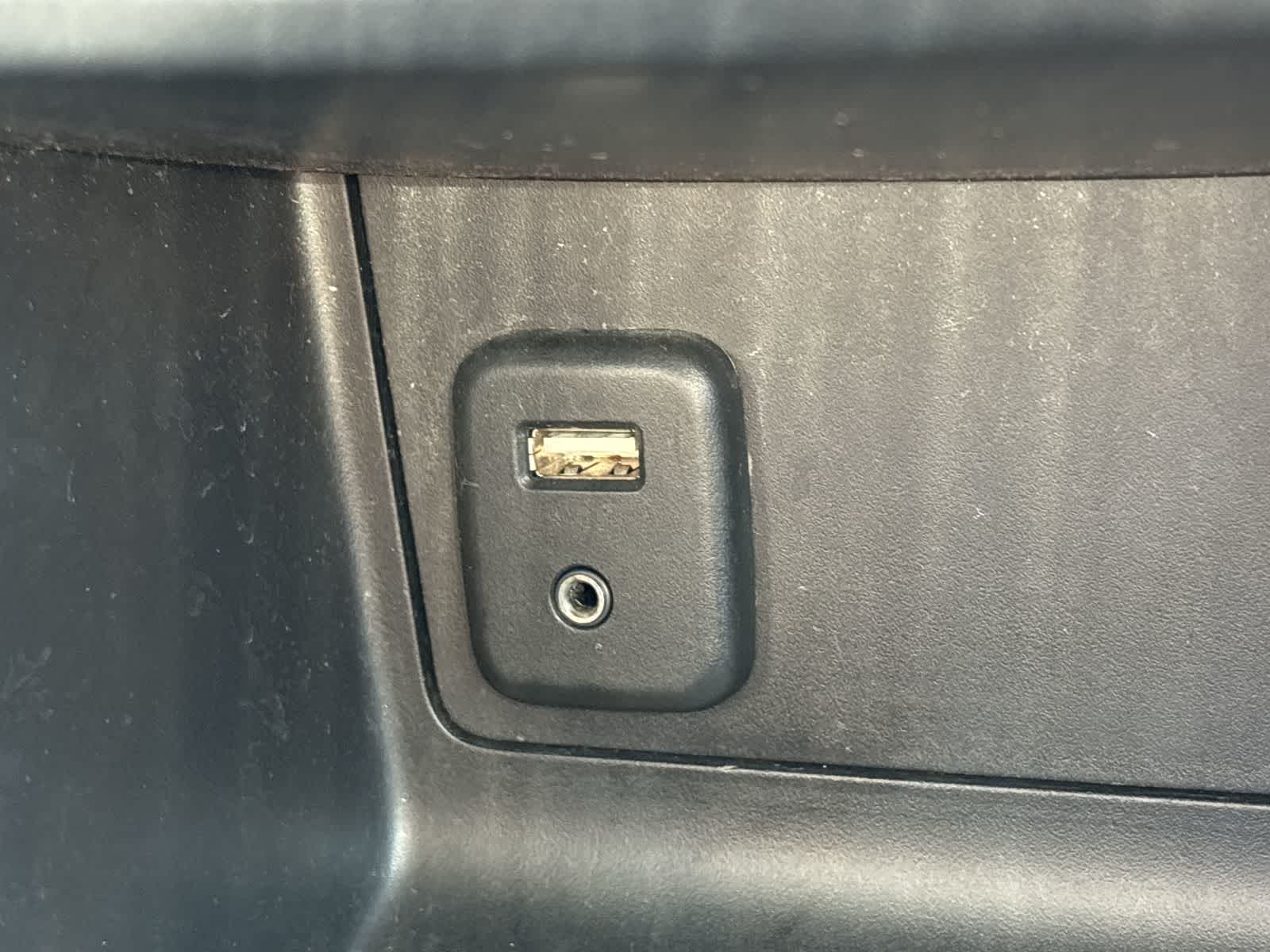 2015 GMC Canyon SLE 35