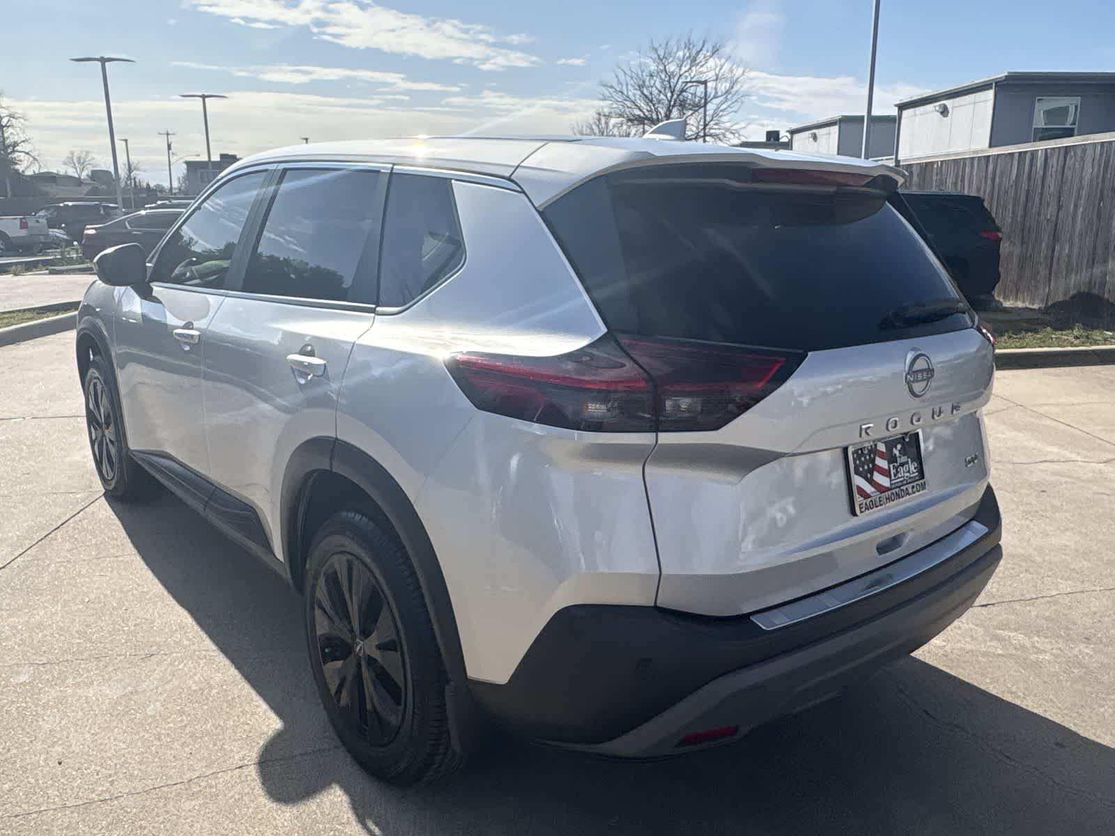 Thumbnail: 2023 Nissan Rogue - 4