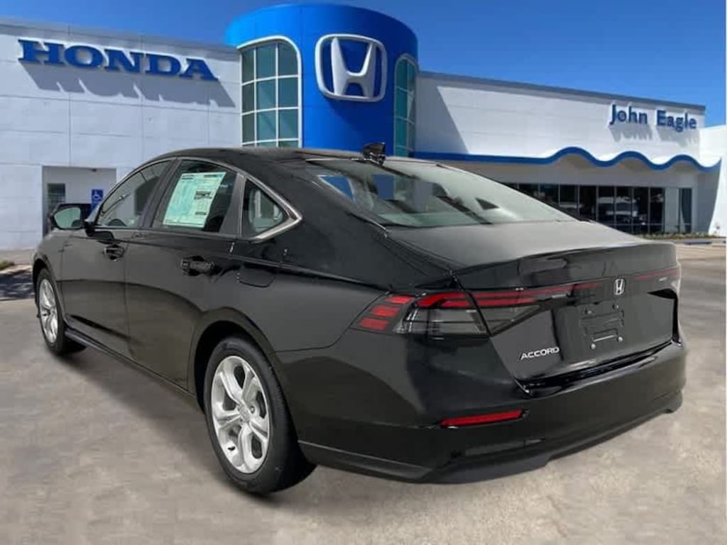 New 2025 Honda Accord LX Sedan