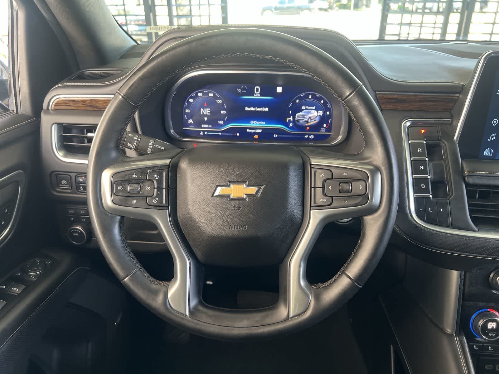 Thumbnail: 2023 Chevrolet Suburban - 14