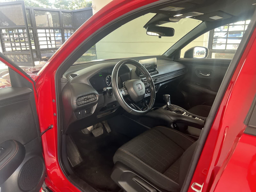 Used 2024 Honda HR-V Sport w/BSI SUV