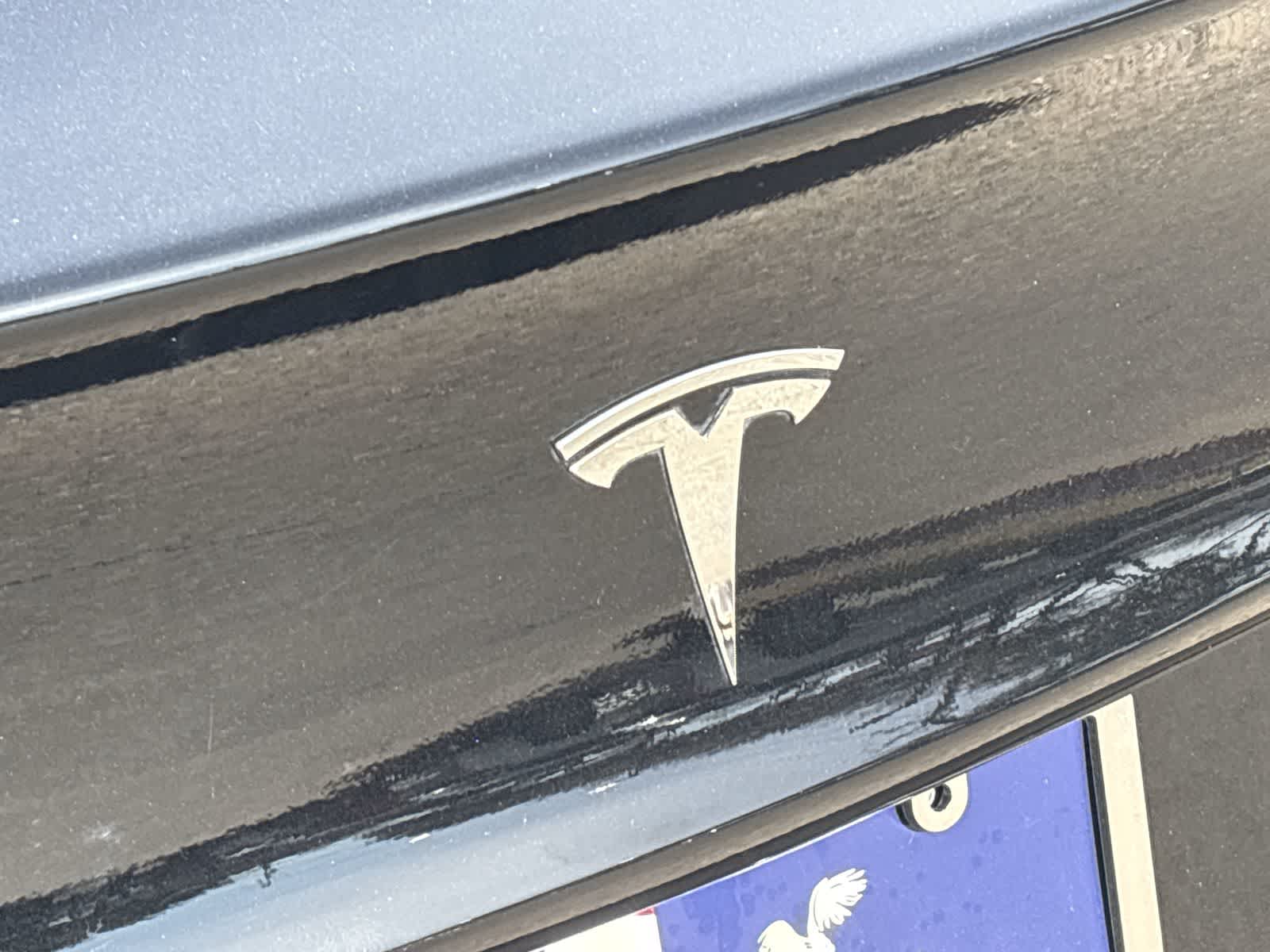 Thumbnail: 2023 Tesla Model 3 - 15