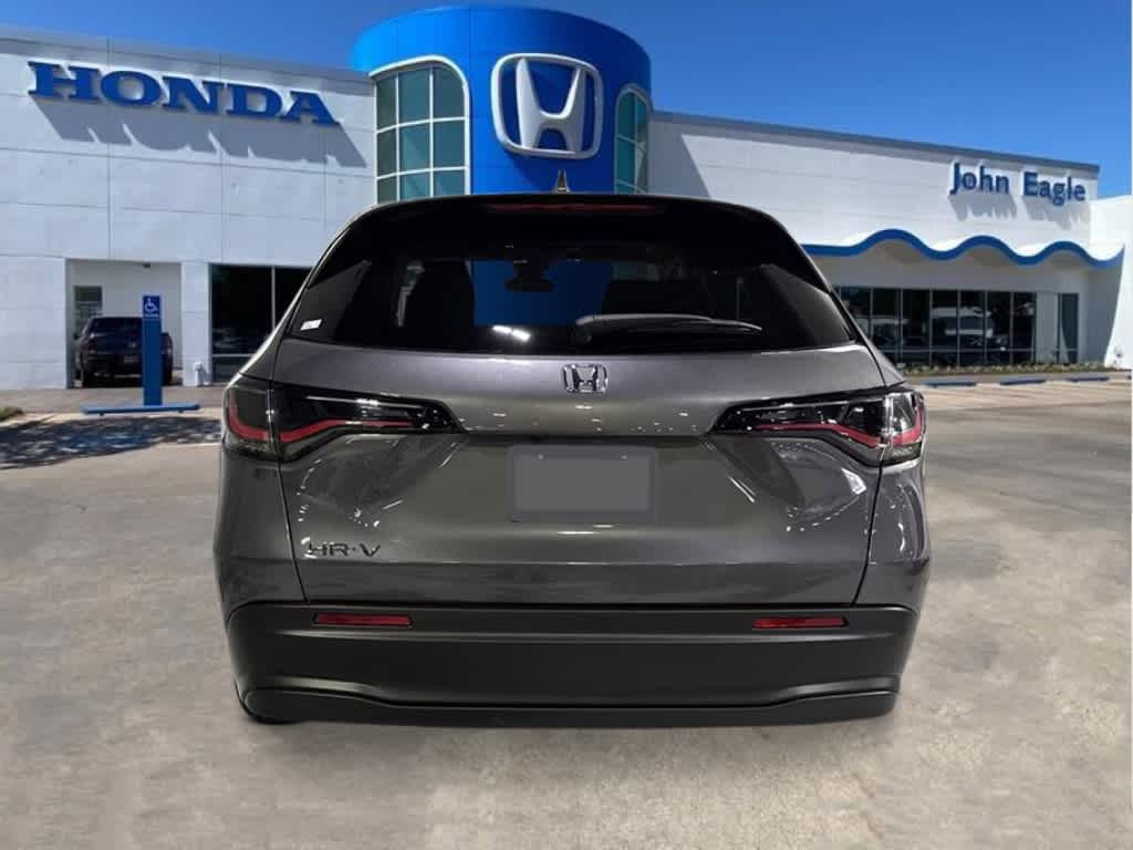 2026 Honda HR-V LX photo 4