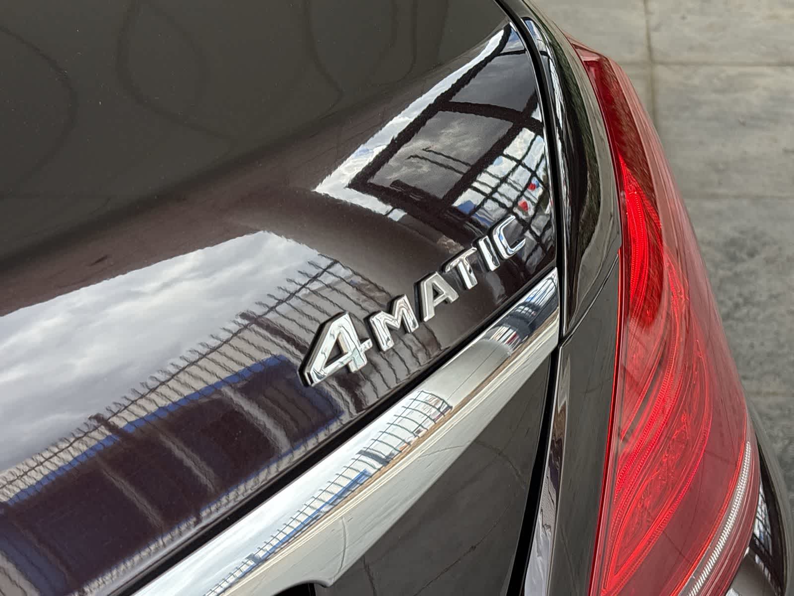 Thumbnail: 2016 Mercedes-Benz S-Class - 29