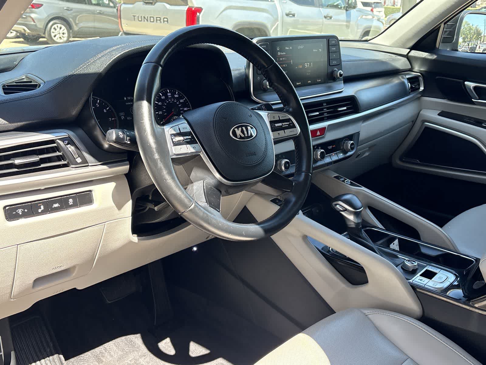 Thumbnail: 2020 Kia Telluride - 10